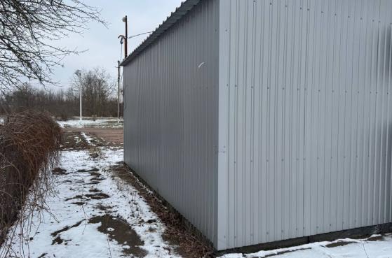 Магазин 30 метрів з меблями с.Прихідьки Полтавська область -  5