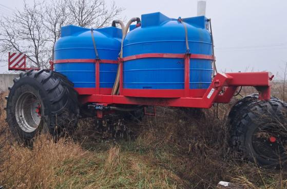 Агрегат для внесенн рідких добрив АВЖУ 2АС 2014 року -  3