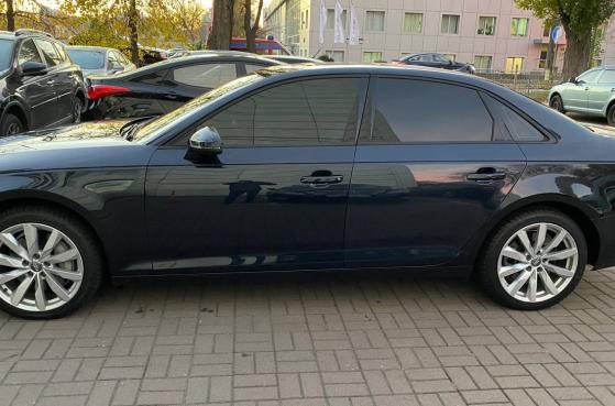 Audi A4 2016 B9/8W 2.0 TFSI S-tronic (252 к.с.) S-line -  5