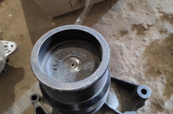 Водяная помпа 4920464 4089909 для запасных частей Cummins Engine ISX15 QSX15			 -  1
