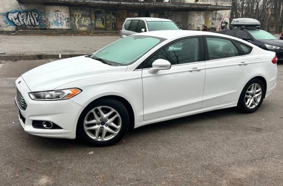 Ford Fusion SE 2,5 Газ/Бензин АКПП 2015 року -  2