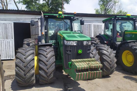 JOHN DEЕRE 8335R 2013 рік (11 тис м.г.) - 2